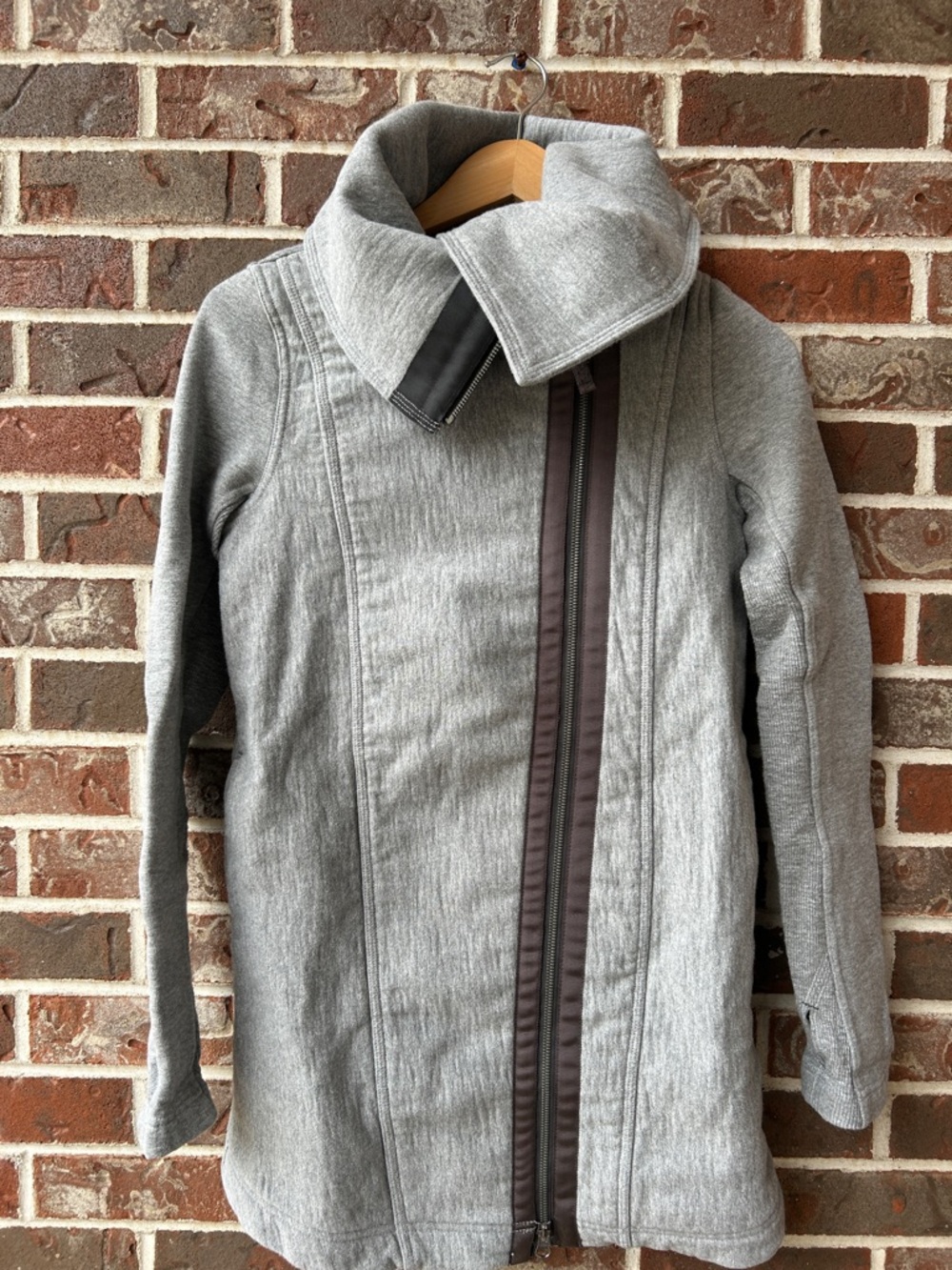 Lululemon Virasana blanket wrap - sweater - jacket.